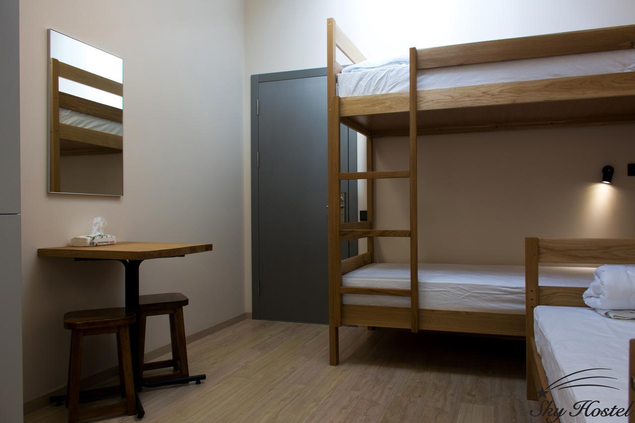 Sky Hostel Kiev Eksteriør bilde